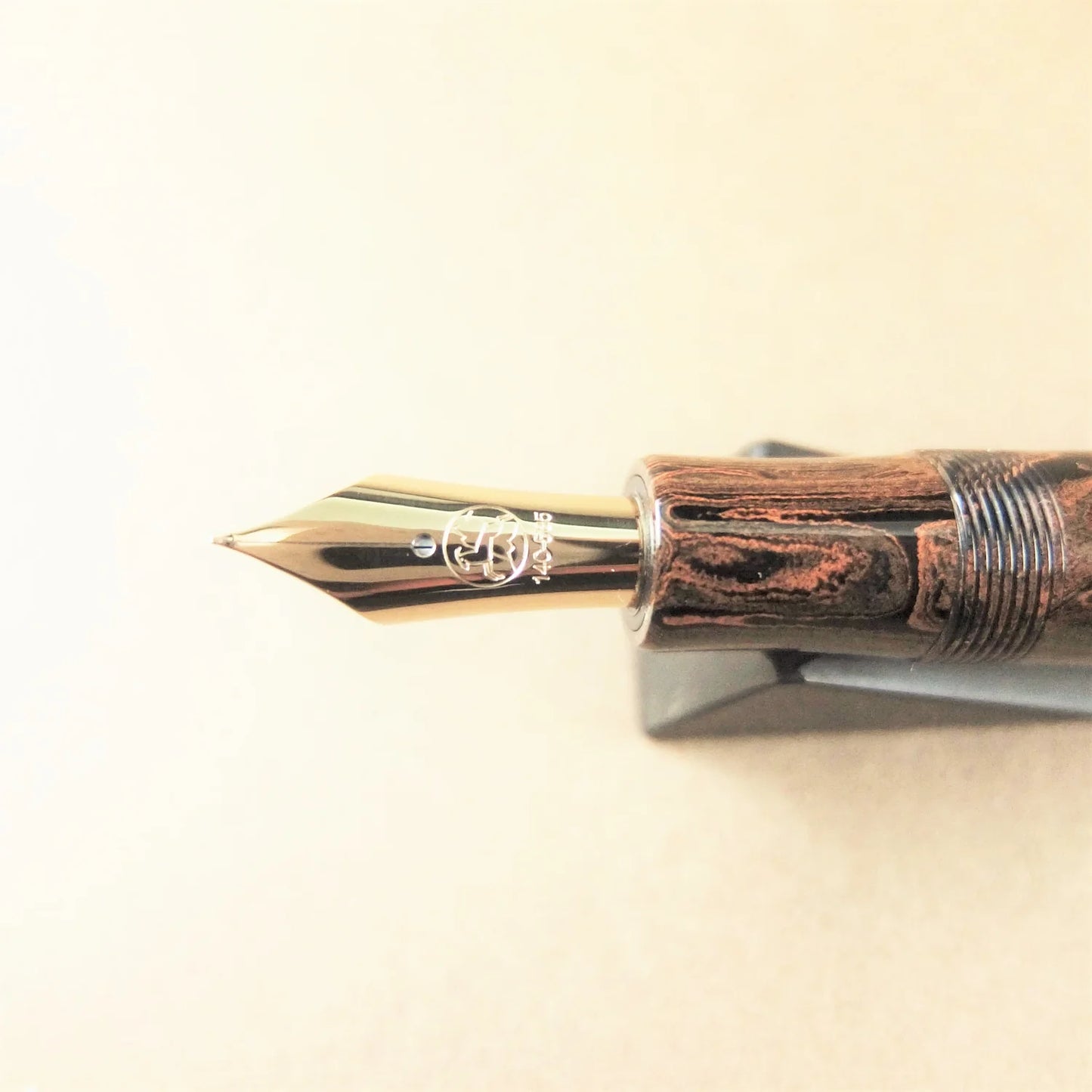 Eboya Fountain Pen - Natsume in Orange