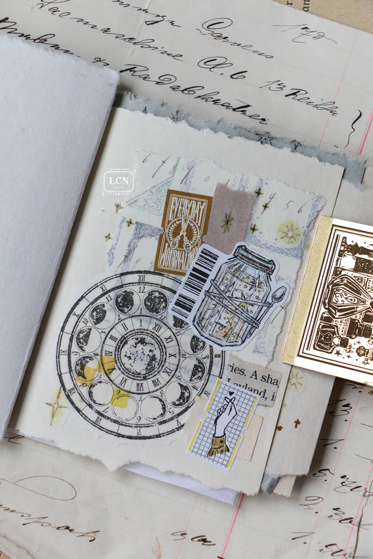 LCN Label Sticker Roll: Finger Heart