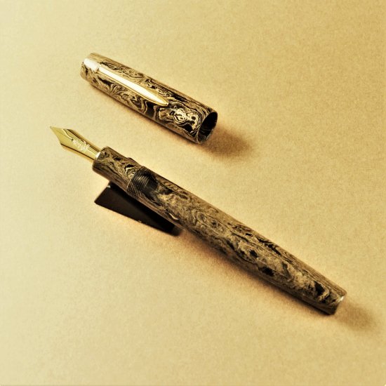 Eboya Fountain Pen - Natsume in Beige