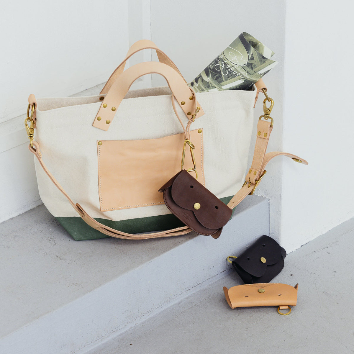 PRE-ORDER:TSL Leather Dog Purse