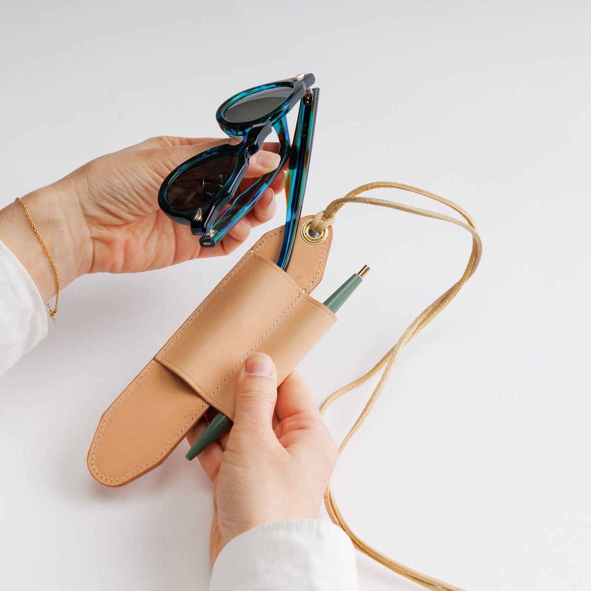 PRE-ORDER: TSL Tochigi Leather Pen & Glasses Holder