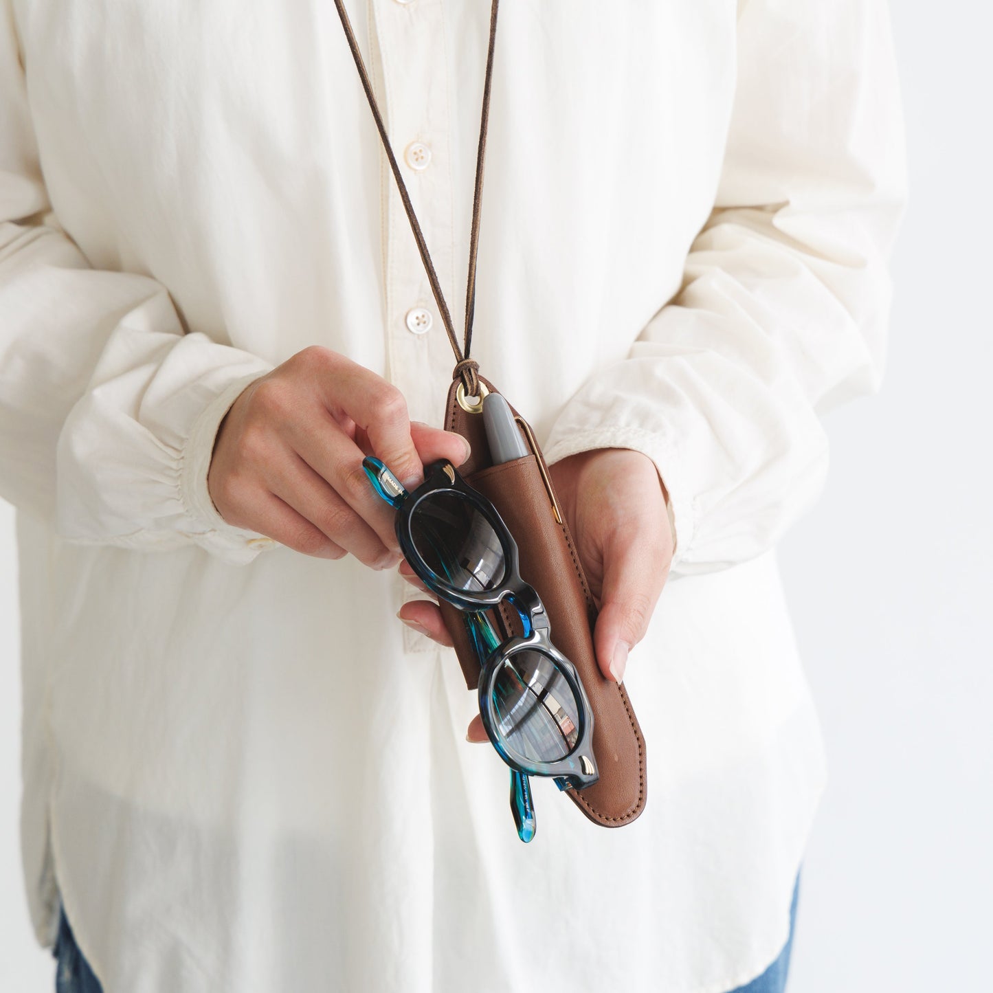 PRE-ORDER: TSL Tochigi Leather Pen & Glasses Holder