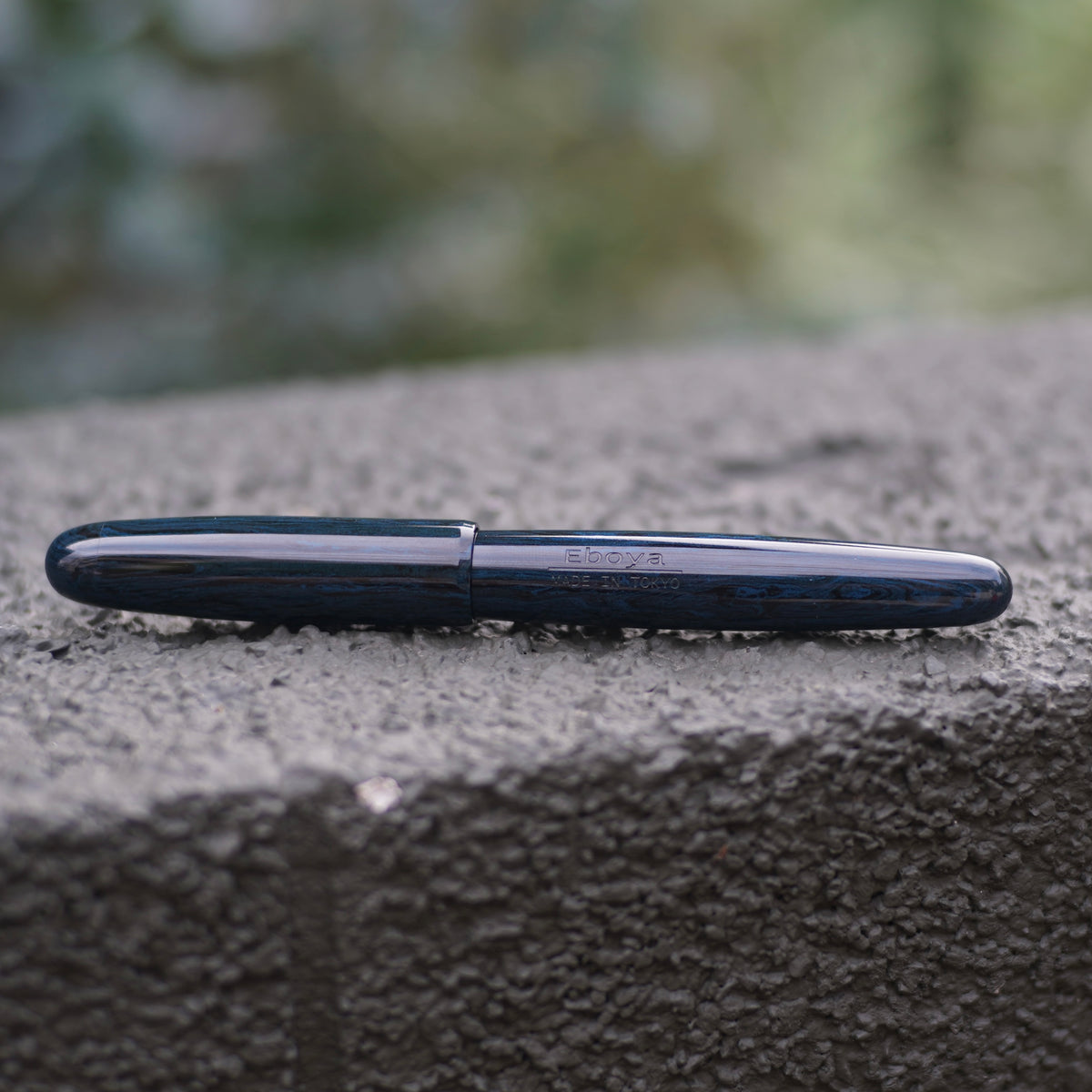 Eboya Fountain Pen - Houju in Deep Sea Blue