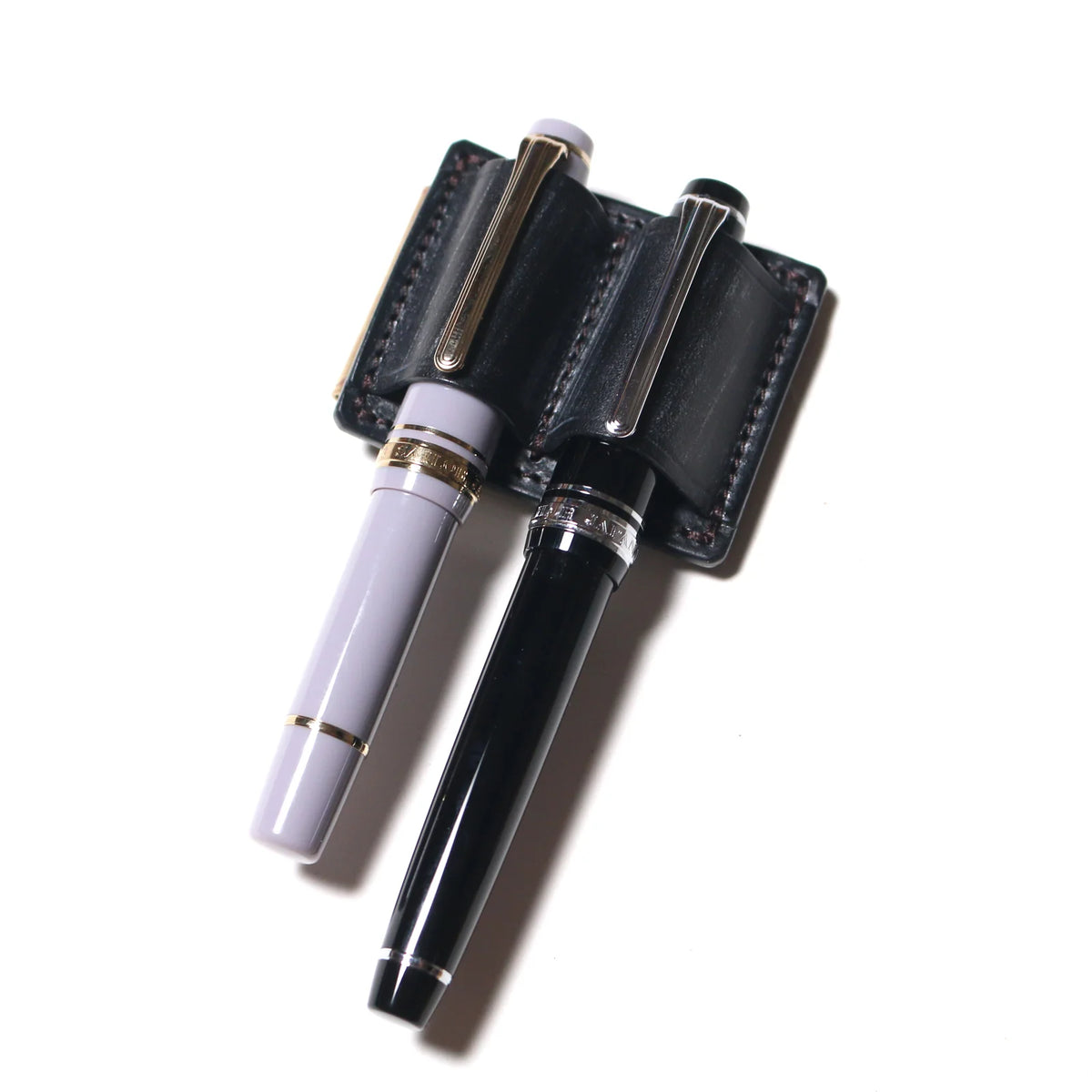 Bridle leather clip pen holder