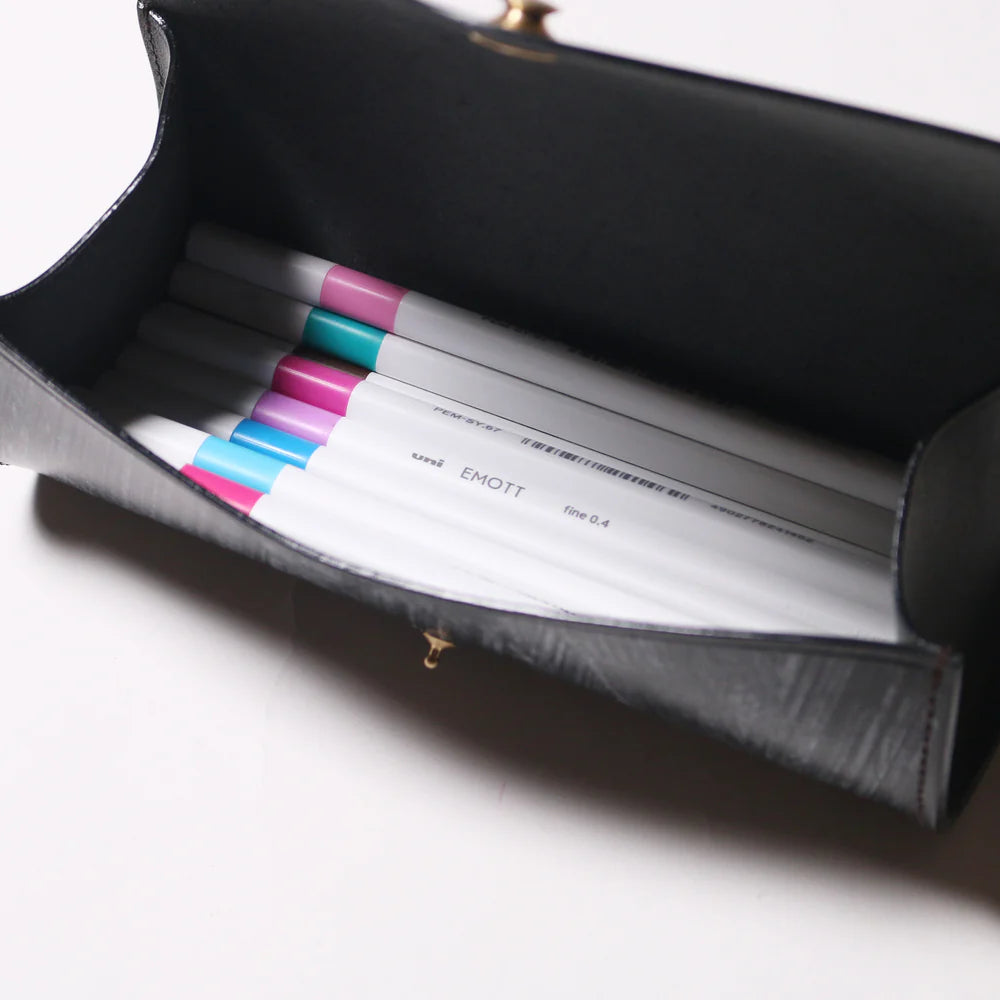 Bridle drum pen case