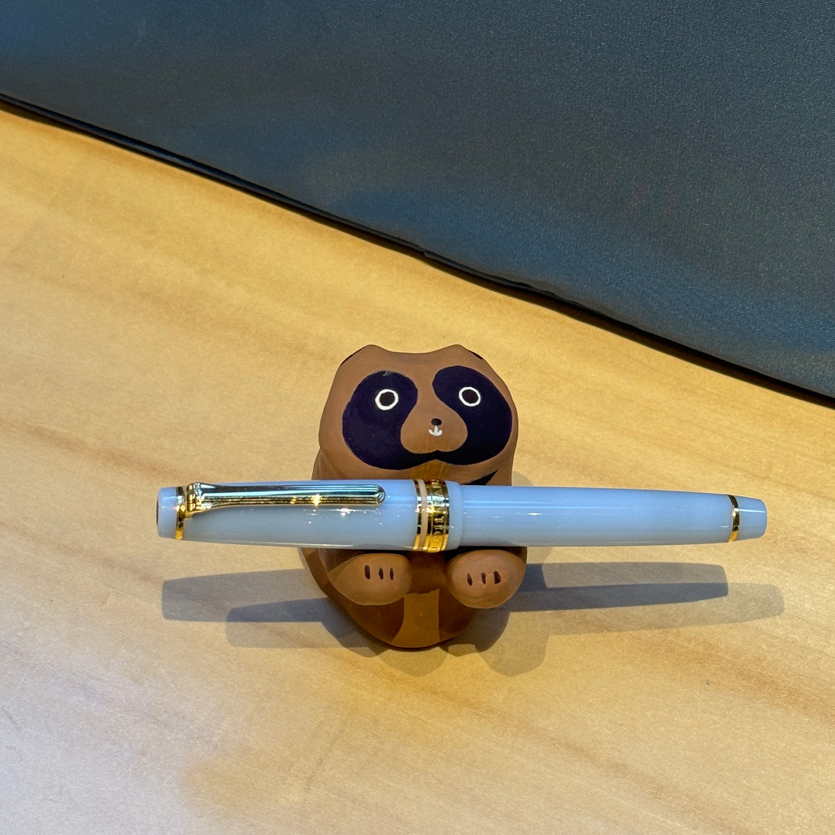Hariko Pen Holders