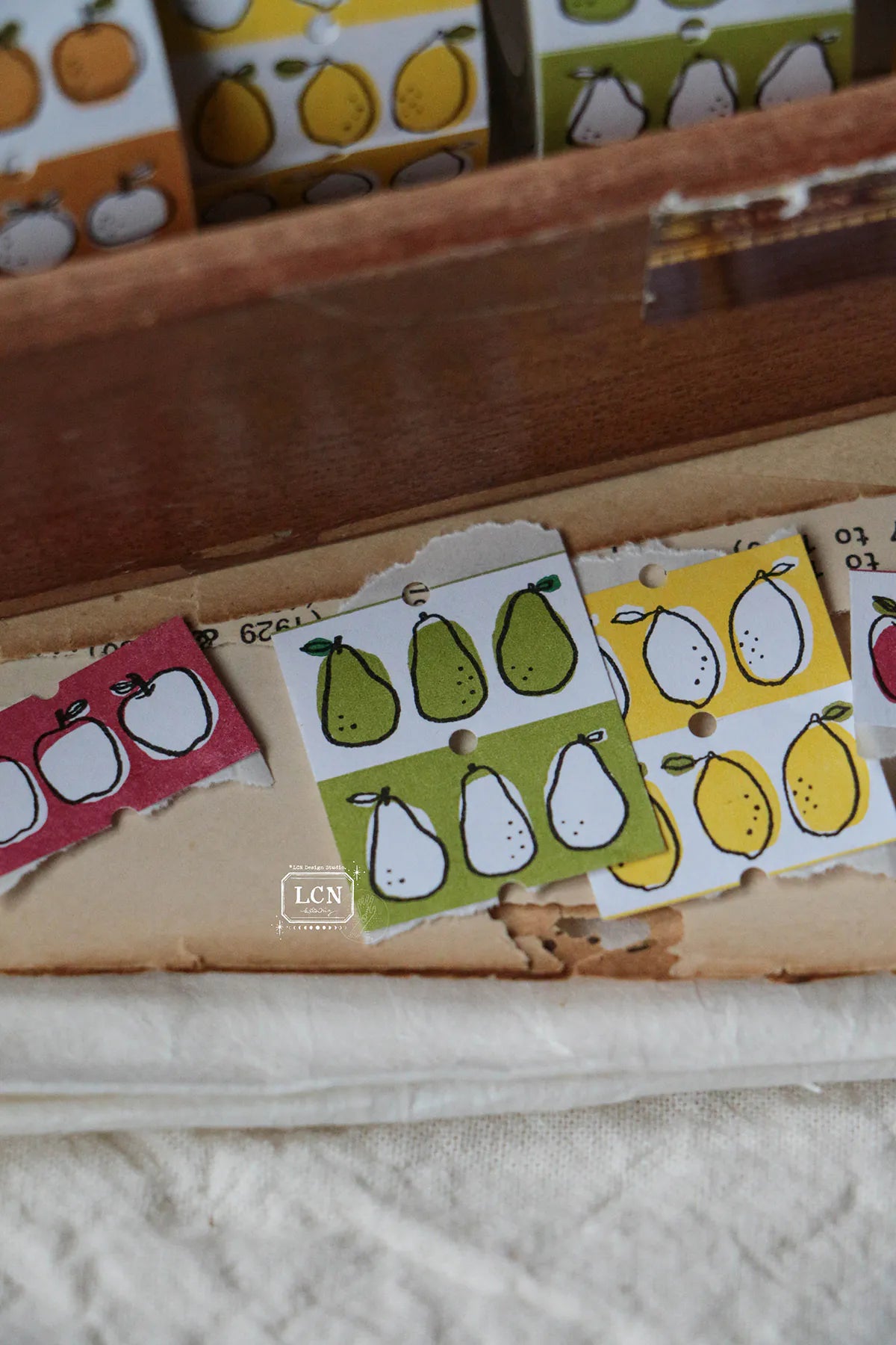 LCN Label Sticker Roll: Pear