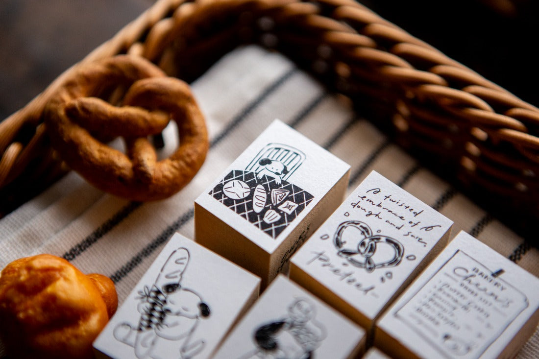 OURS Studio Rubber Stamp: Bakery Series "The Gift" Stamp - Order List (E)
