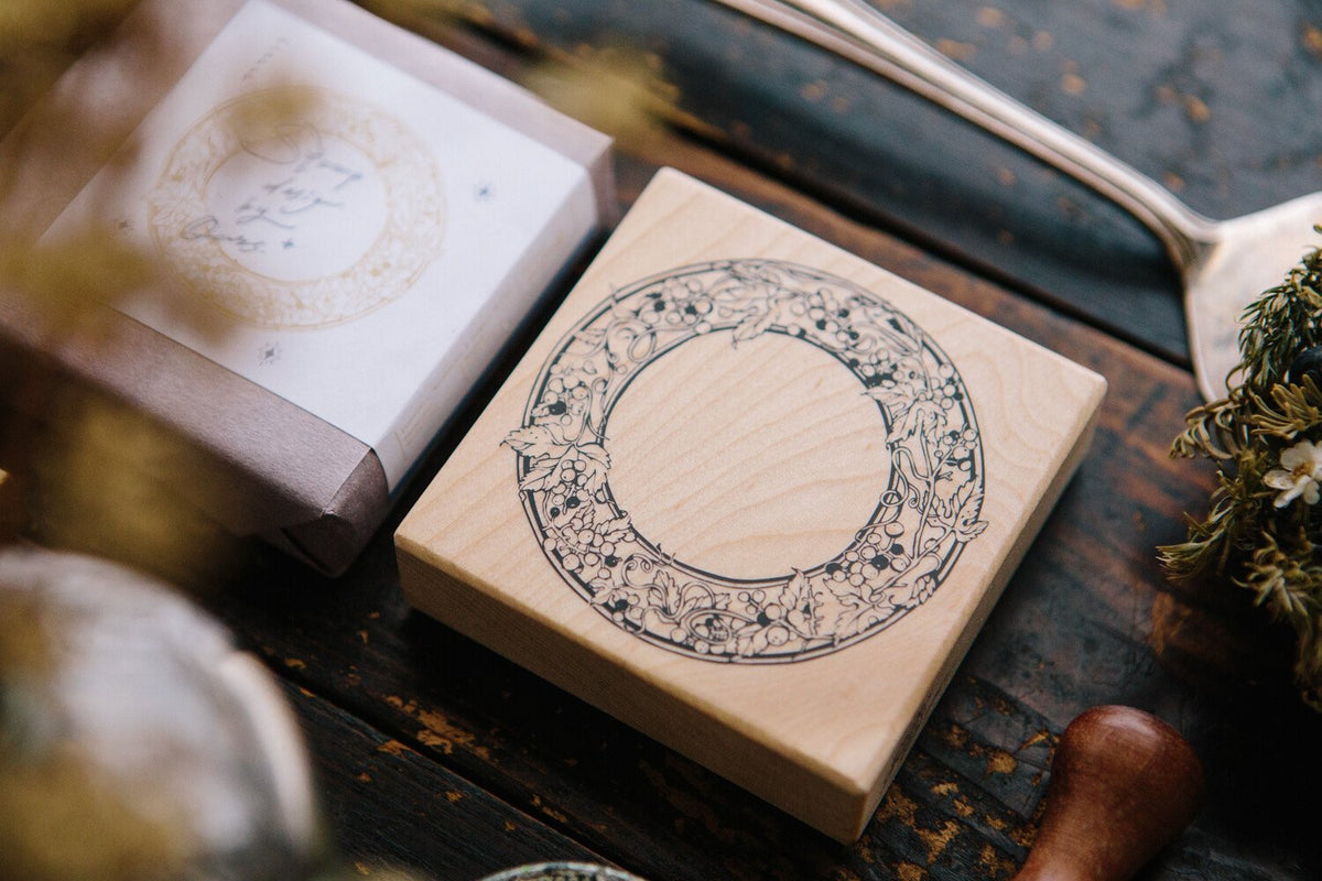 OURS Studio: Rubber Stamp - Wild Grape Frame Rubber Stamp