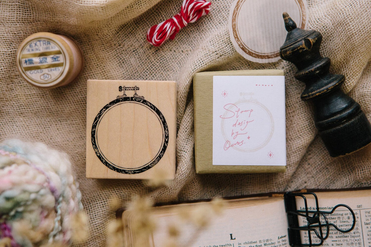 OURS Studio: Rubber Stamp - Circle Embroidery Hoop Rubber Stamp