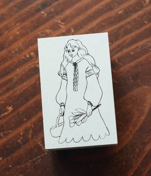 LA DOLCE VITA: Rubber Stamp -Four Seasons Girl