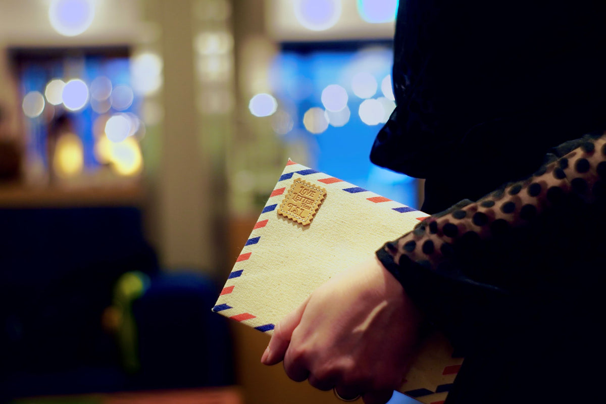 Love Letter from T.S.L Document Holder S