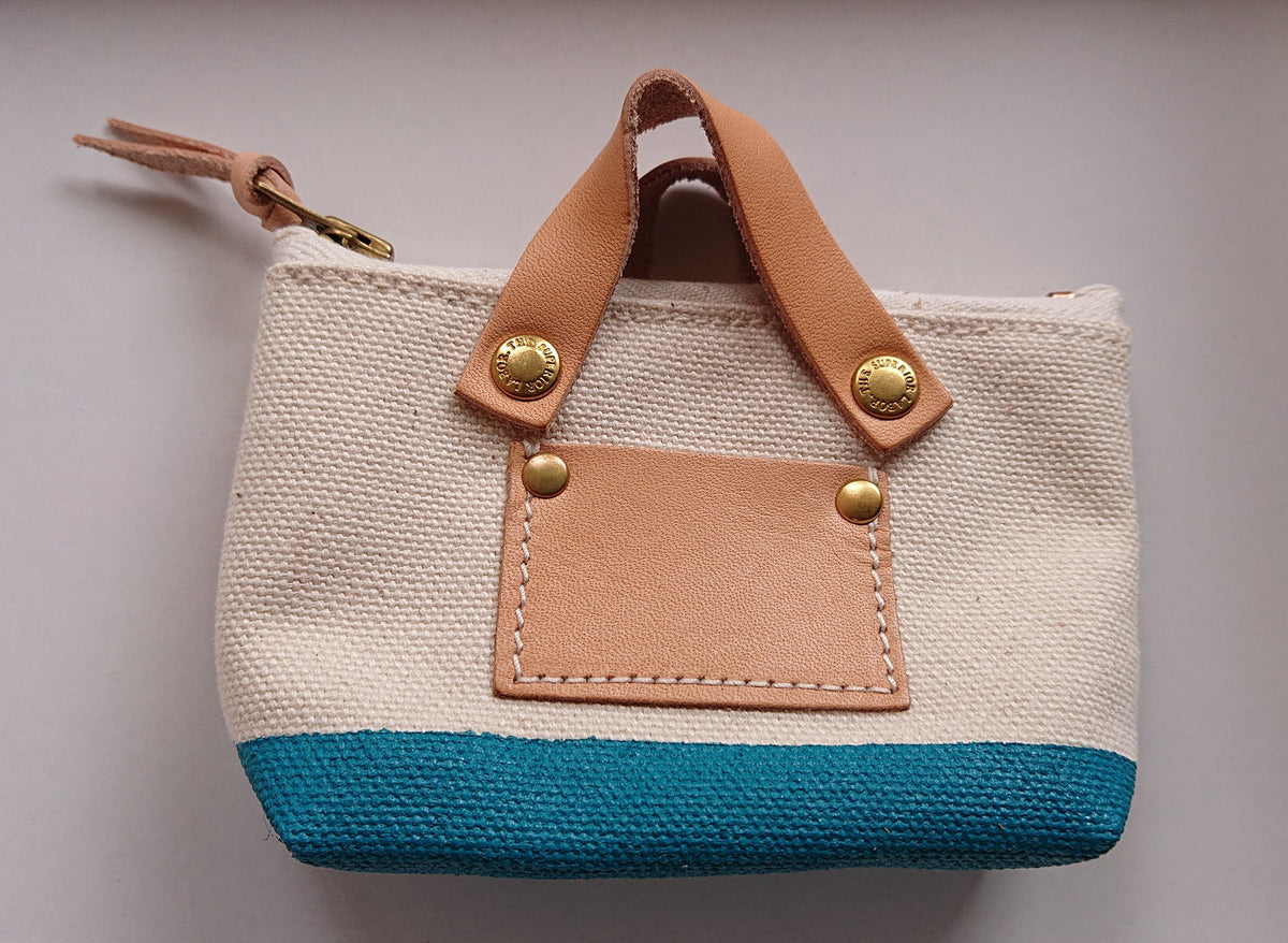 Engineer Key Case Wanderlust