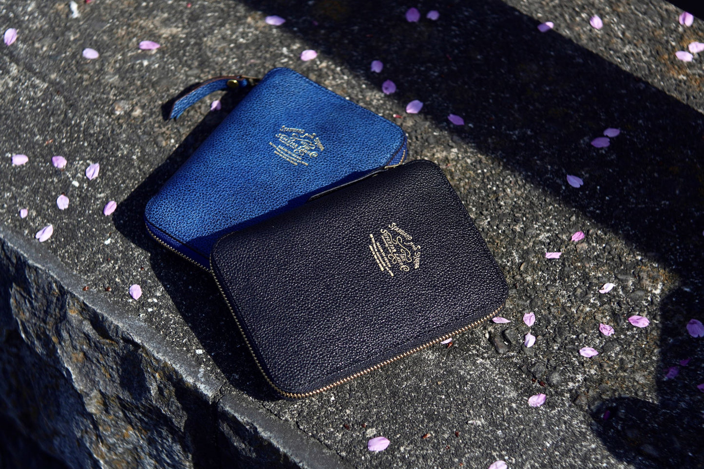 A6 Kurozan Black Leather zip organizer